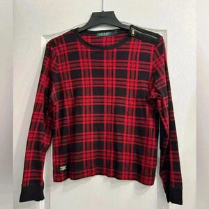 Ralph Lauren  cute top. Ptp 20” shoulder to hem 22.5”